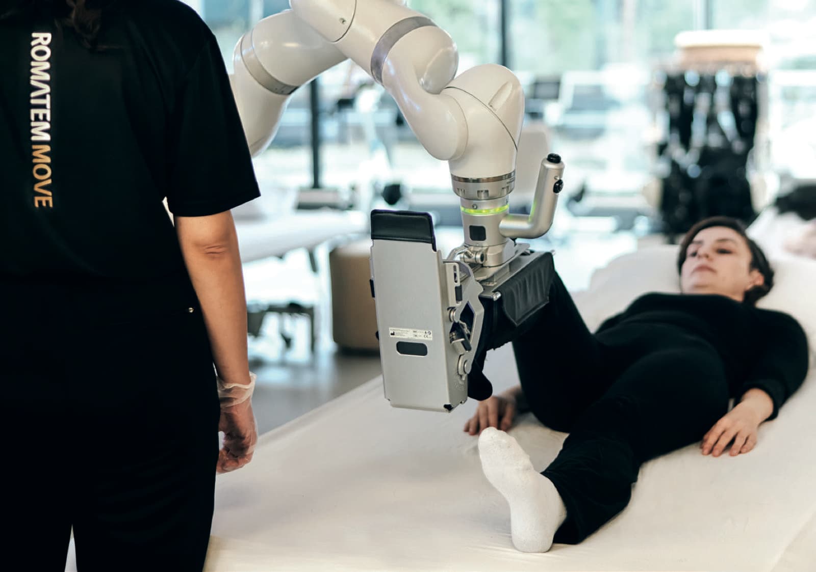 ROBERT robotic leg therapy